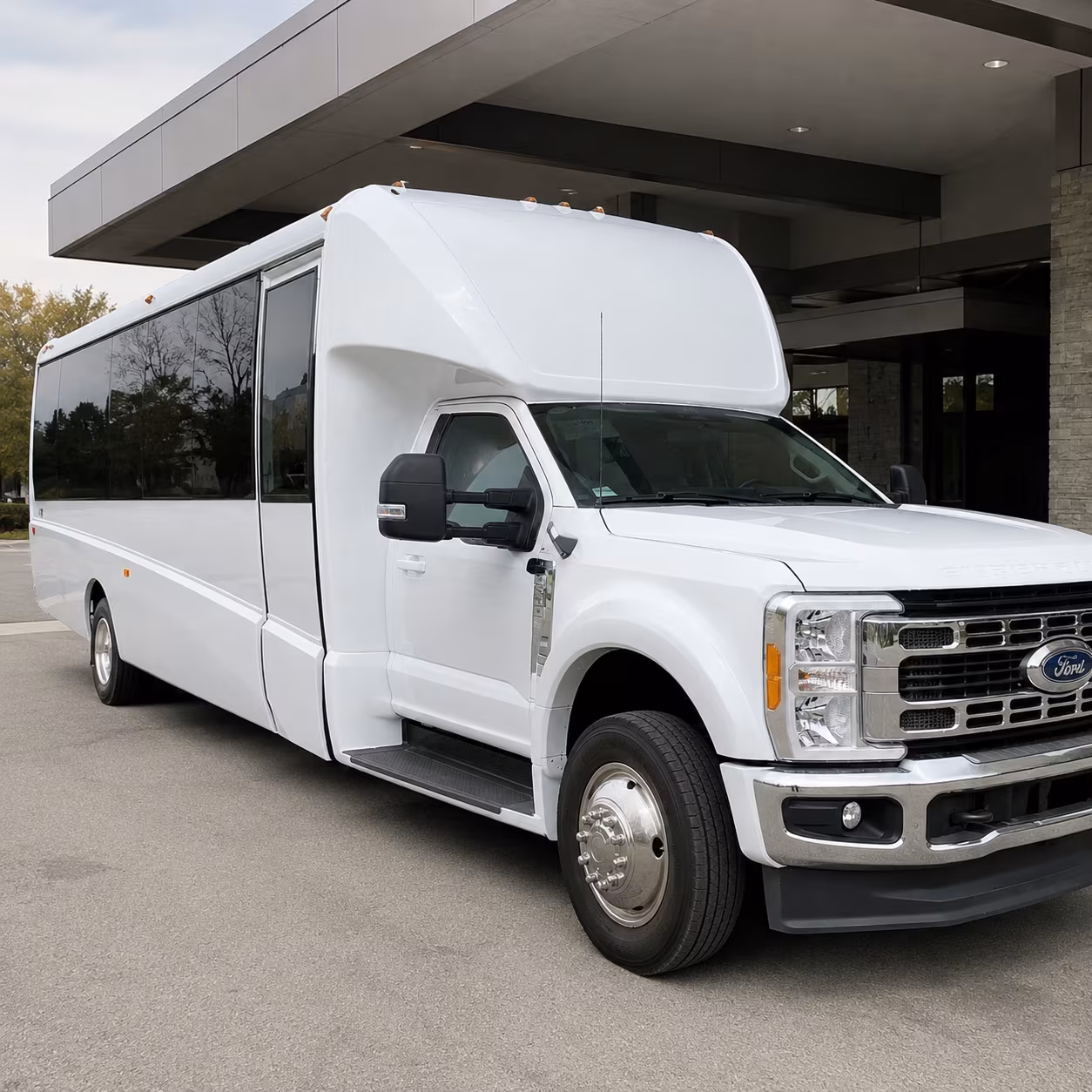 Lincoln Airport Shuttle & Transportation party bus exterior