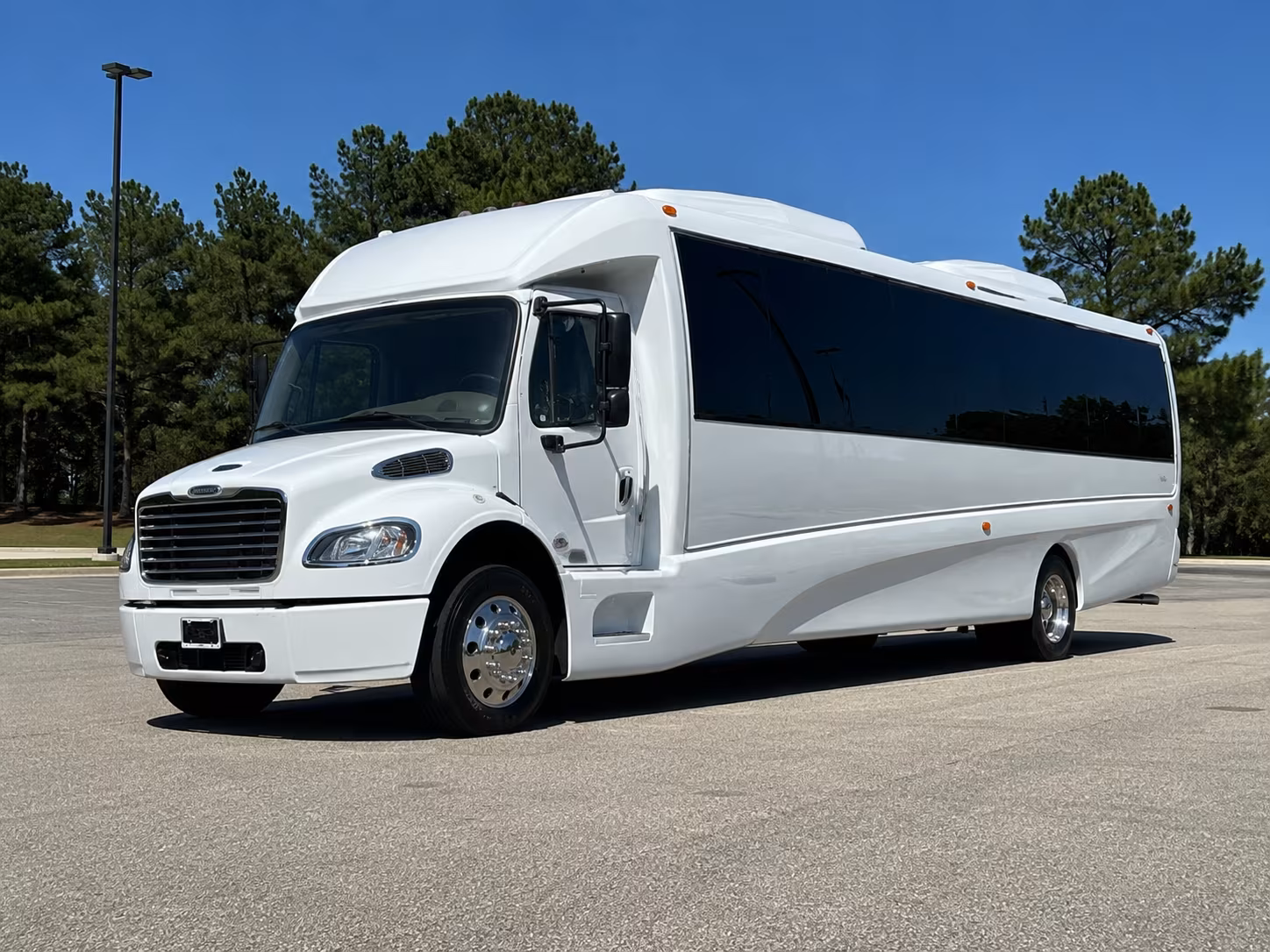 Lincoln Bachelor & Bachelorette Transportation party bus exterior