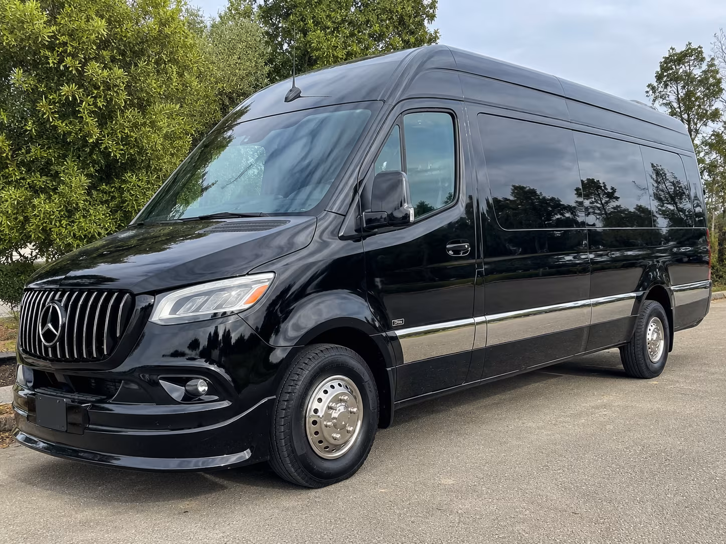 Lincoln School Event Transportation party bus exterior