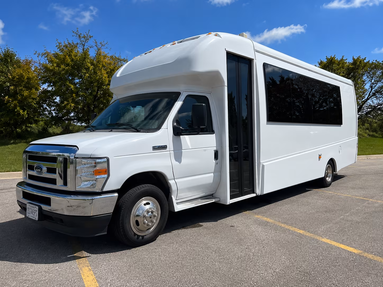Lincoln Winery Tour & Pub Crawl Transportation party bus interior