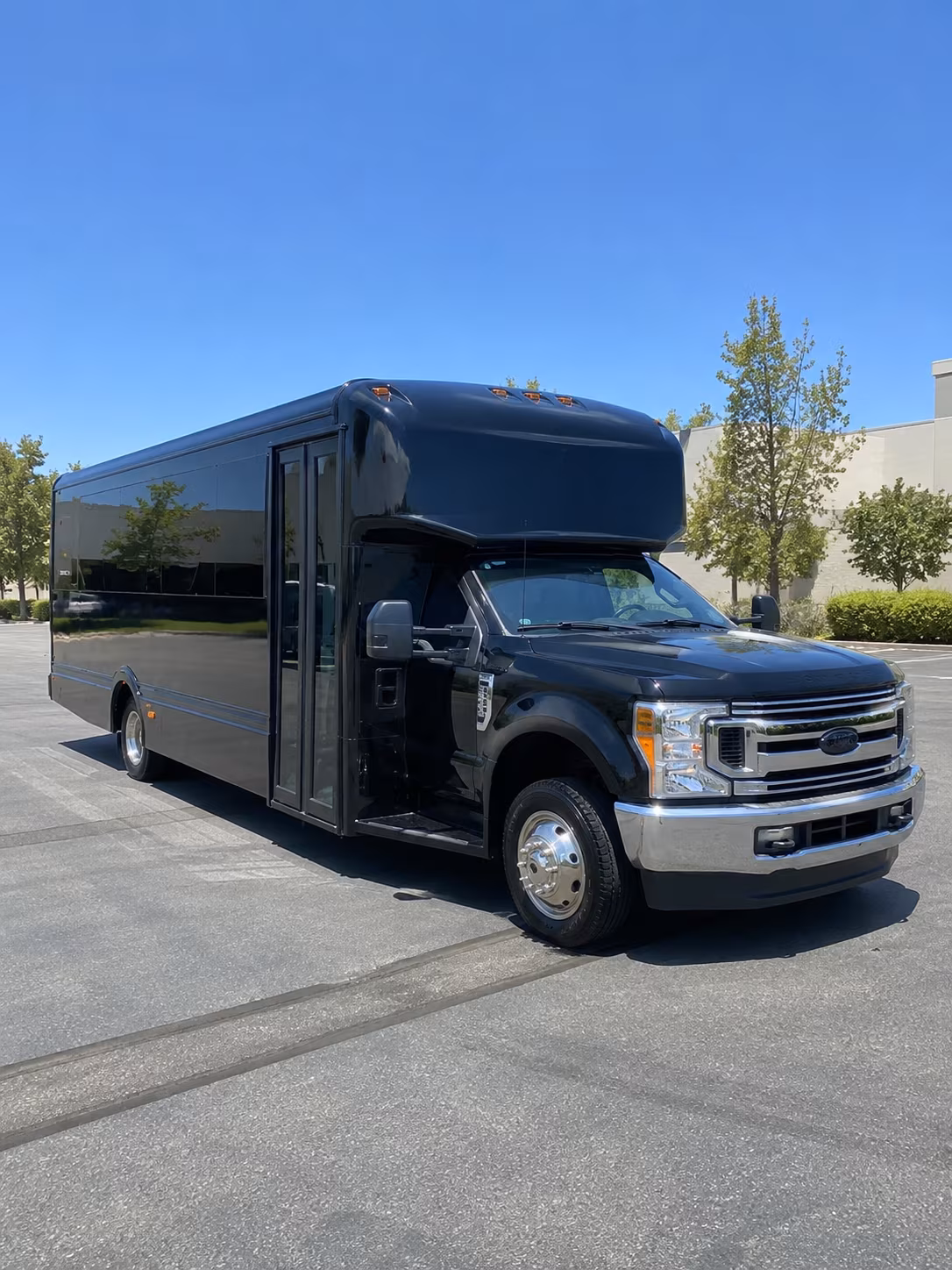 Norfolk Winery Tour & Pub Crawl Transportation